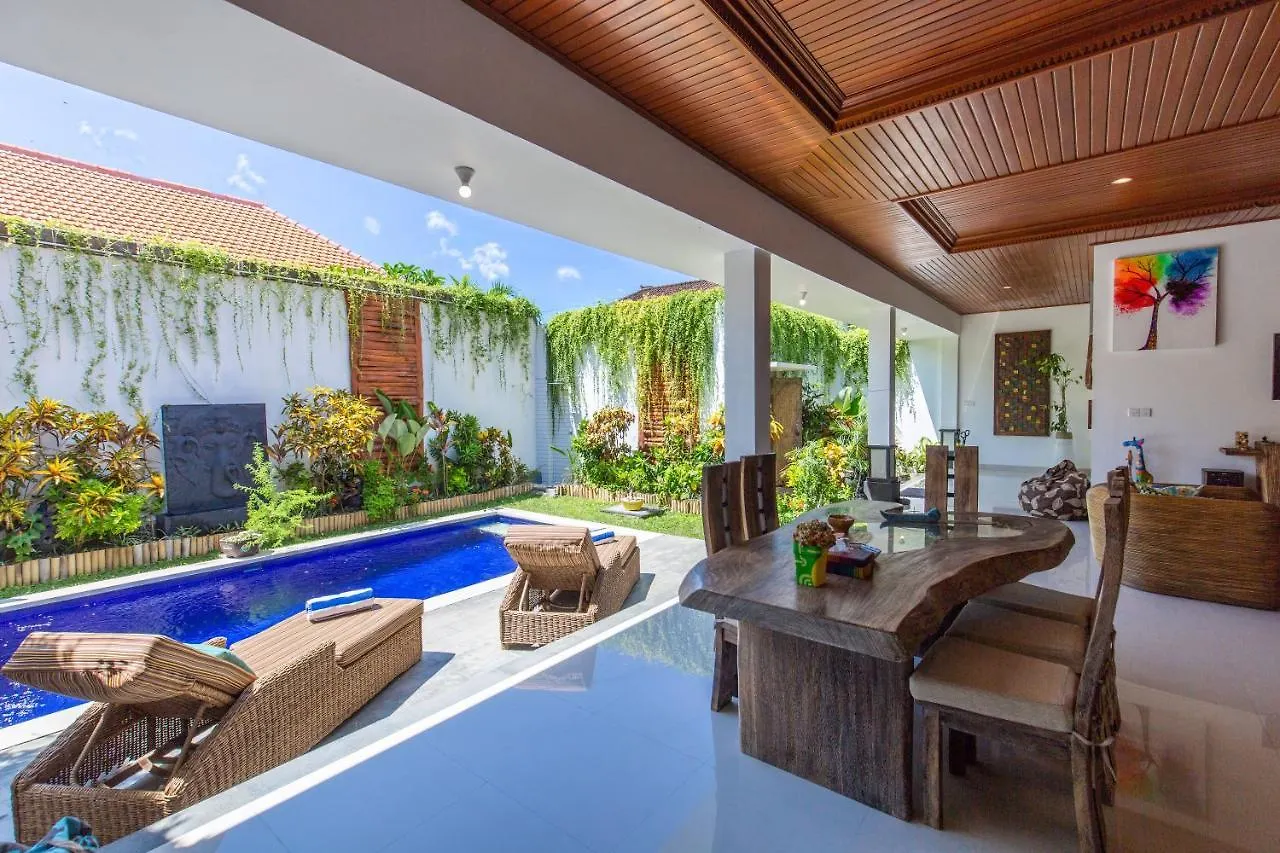 Masbro Art Villas Seminyak  Seminyak (Bali)