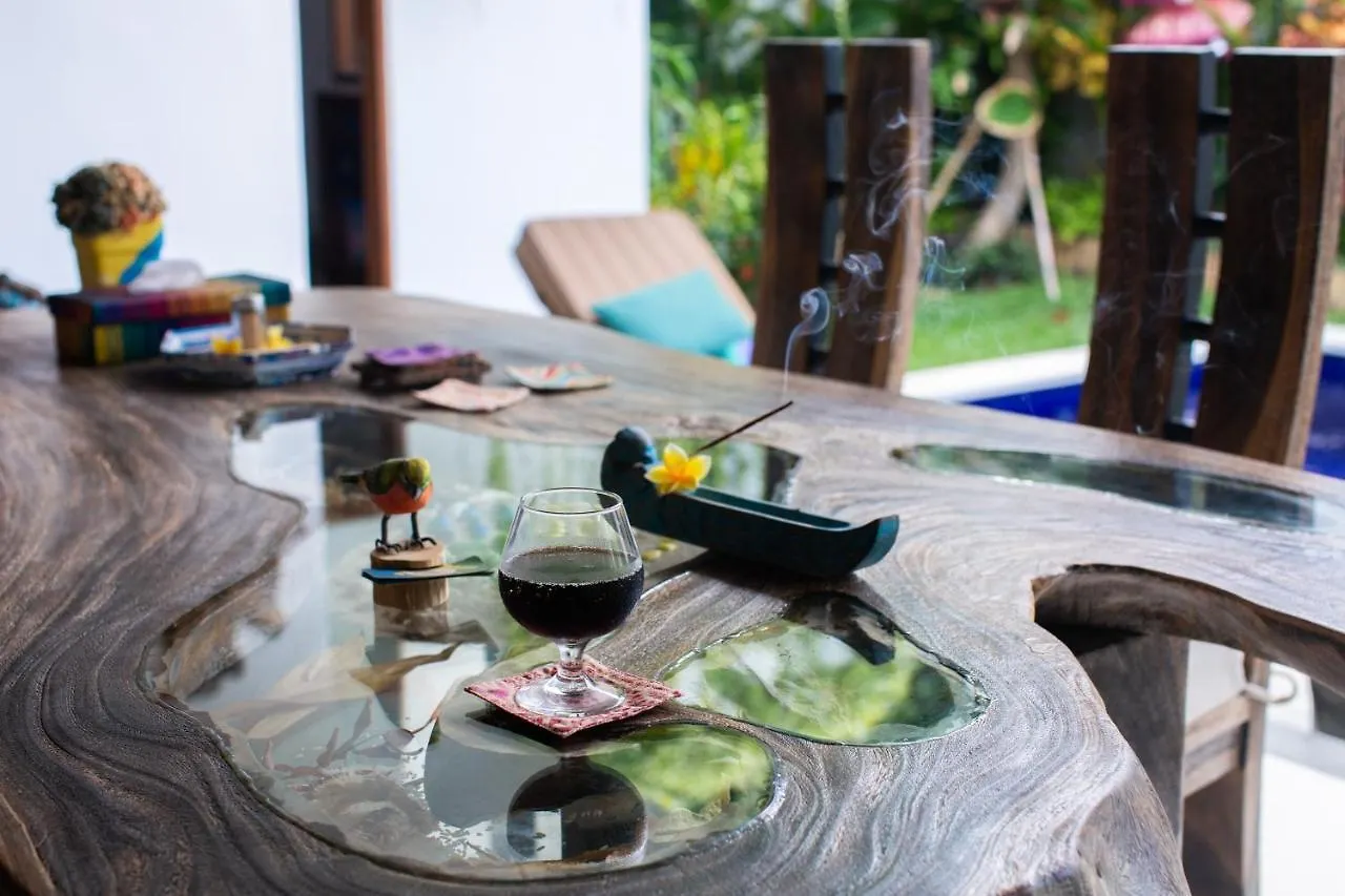 Masbro Art Villas Seminyak   Seminyak (Bali)